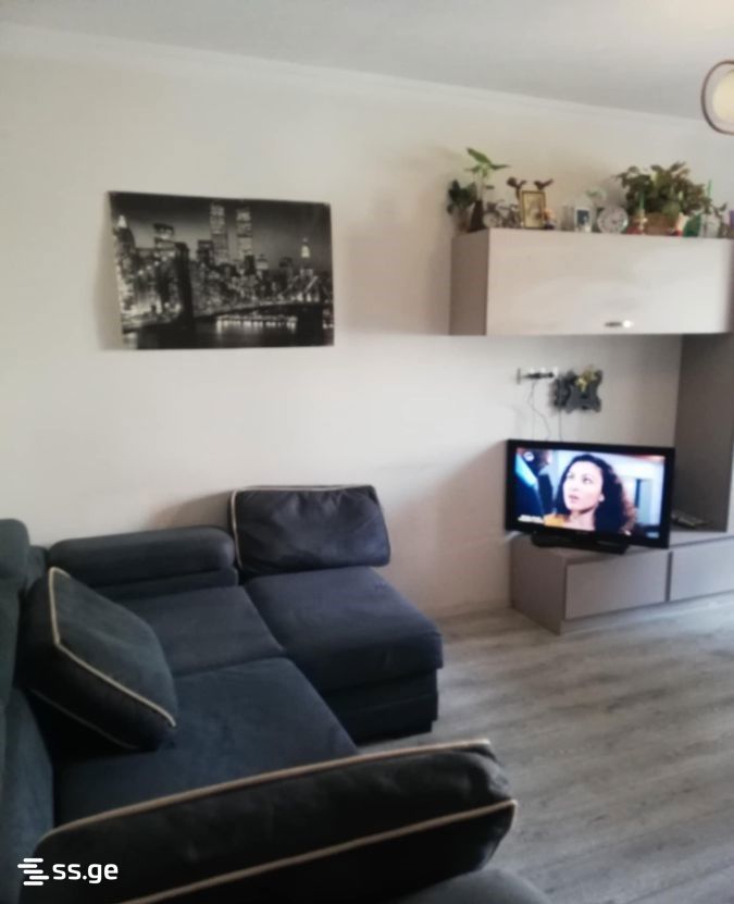 a.wereTlis avenue 60 - 2 rooms
