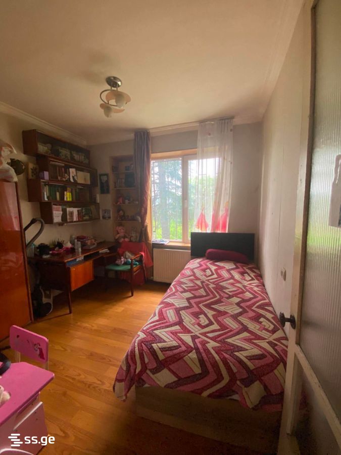 Microdistrict IV - Temka 11 - 3 rooms