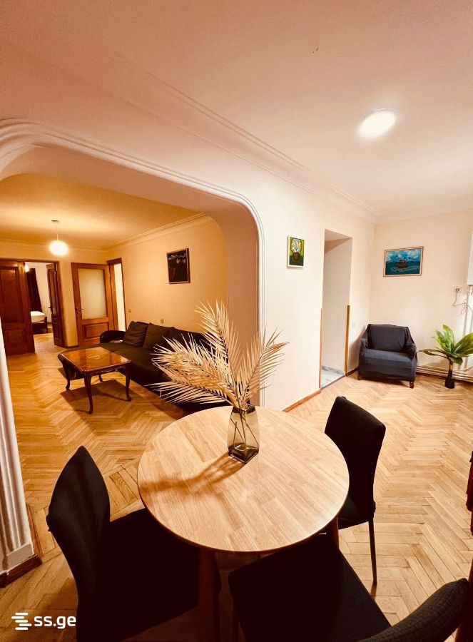 a.wereTlis avenue 64 - 3 rooms