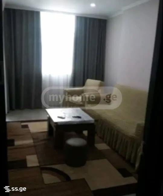 8 - 2 rooms