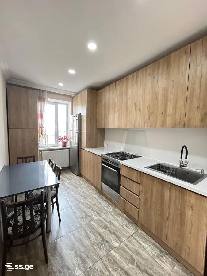 I. Farjiani st. - 3 rooms