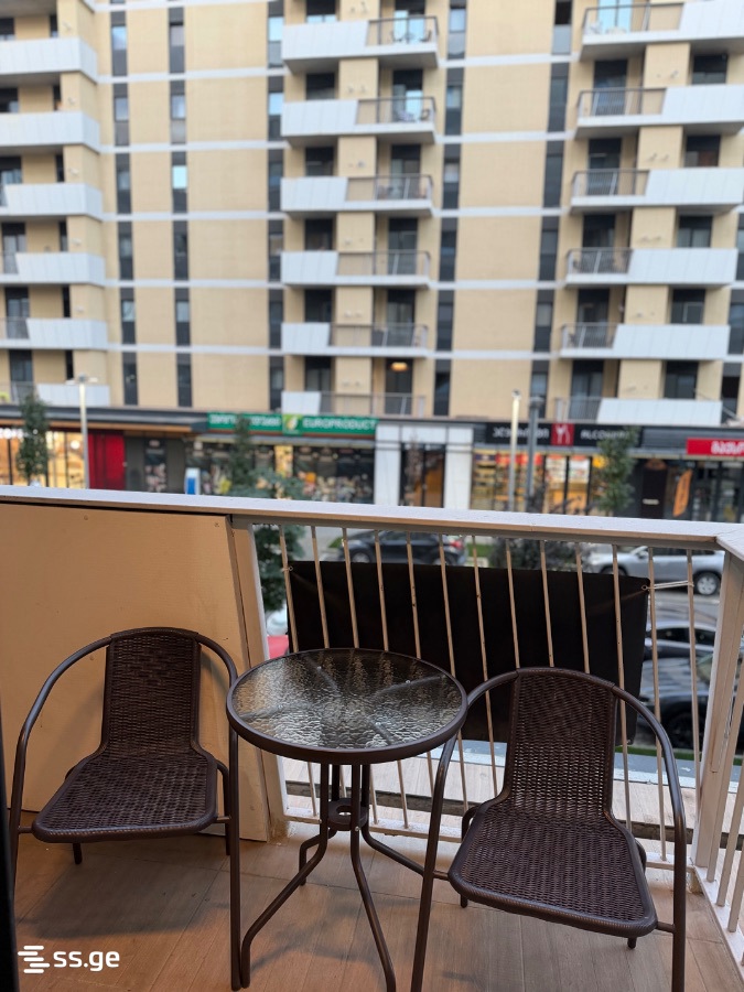 Marshal Archil Gelovani Ave. 8 - 2 rooms