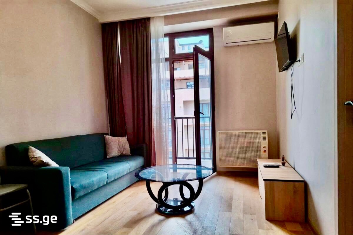 parnavaz mepe avenue 12 - 3 rooms