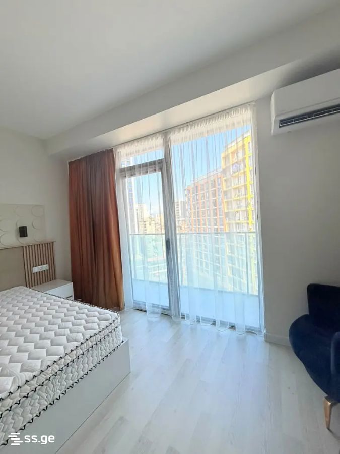 Lech and Maria Kaczynski street 1 - 1 rooms
