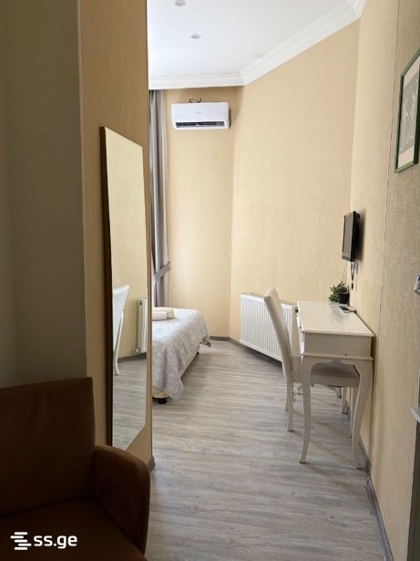 agmashenebeli ave - 1 rooms