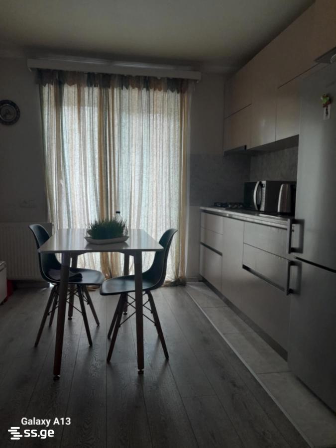 a.wereTlis avenue - 2 rooms