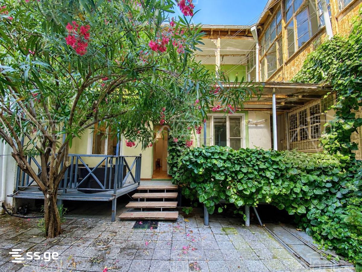 tamar mepe ave 5 - 4 rooms