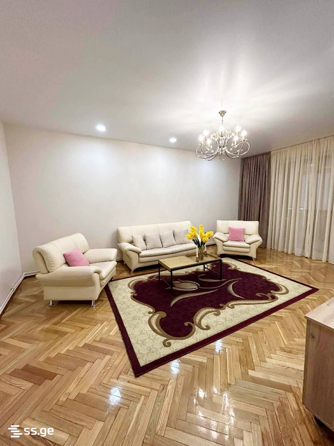 Kobaladze st. 9 - 3 rooms