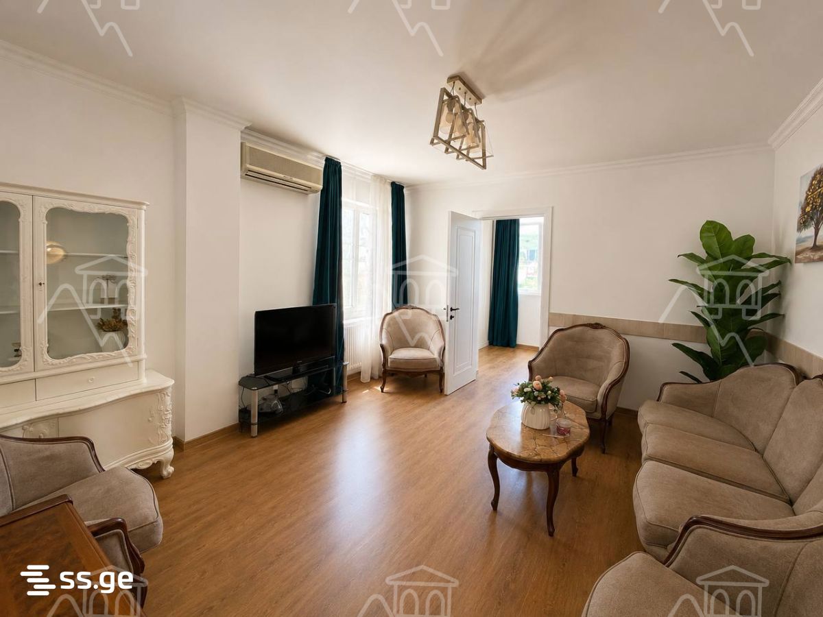 kutaisi st. 10 - 4 rooms