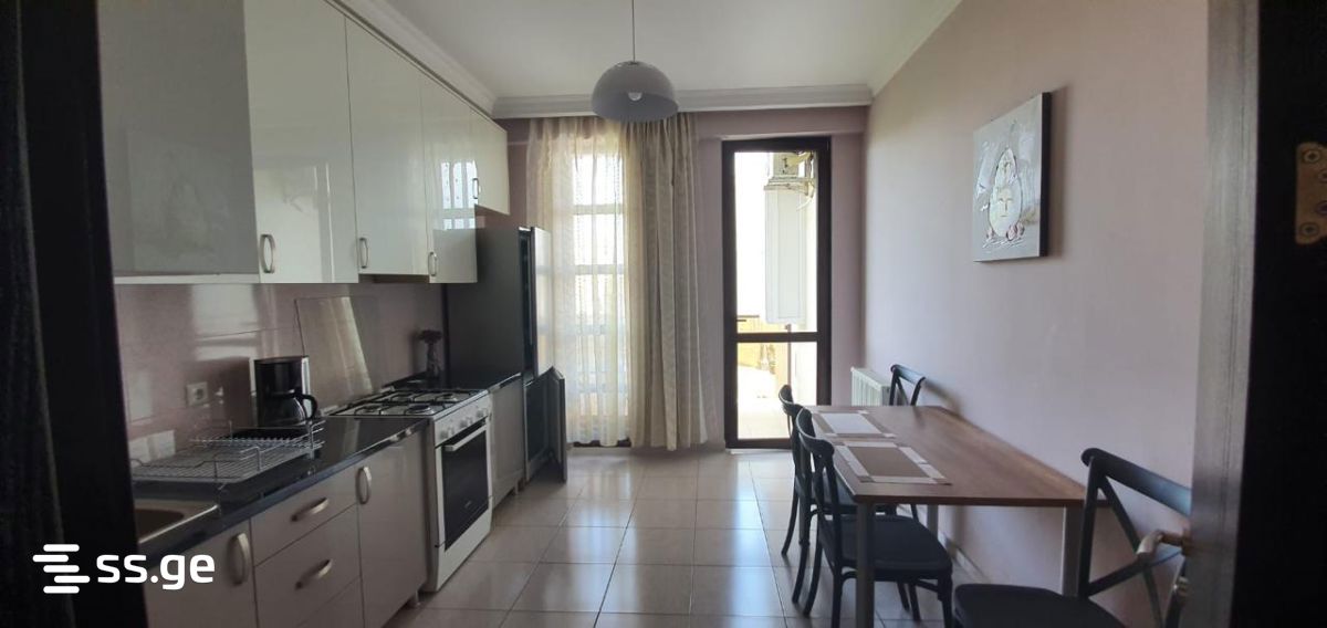i. nikoladze st. 3 - 3 rooms