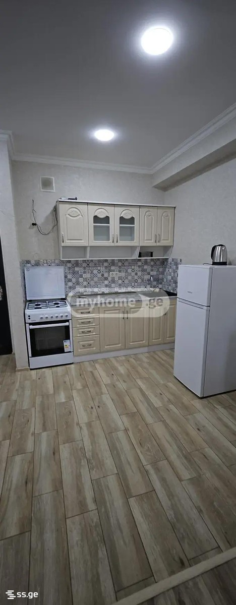 Kosmonavtebi coast - 2 rooms