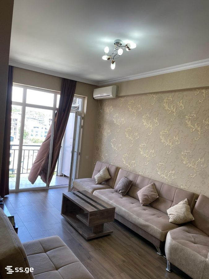 kandelaki st. 15 - 2 rooms