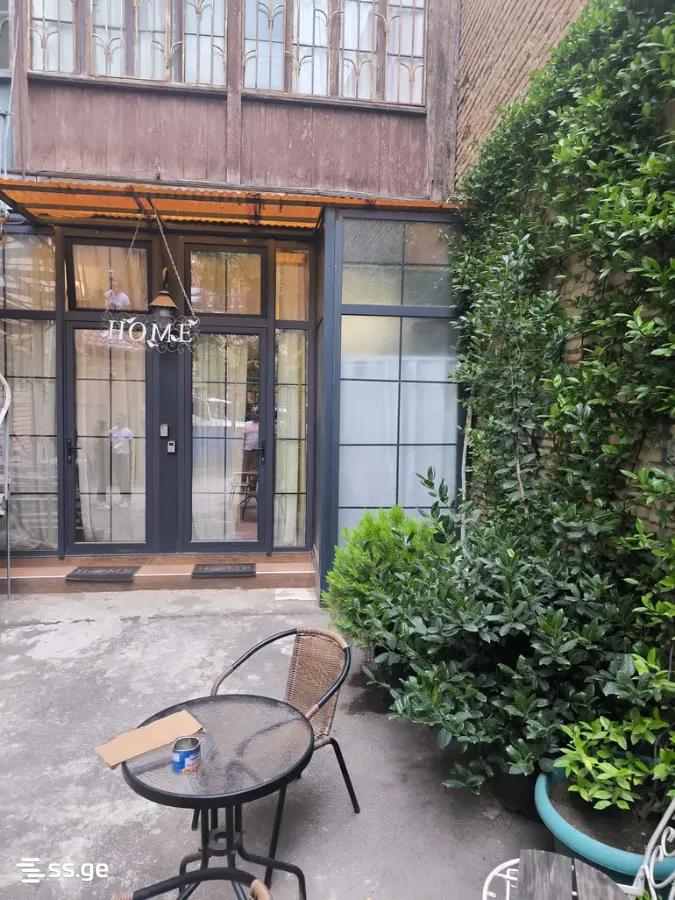 aragvi st. 25 - 1 rooms