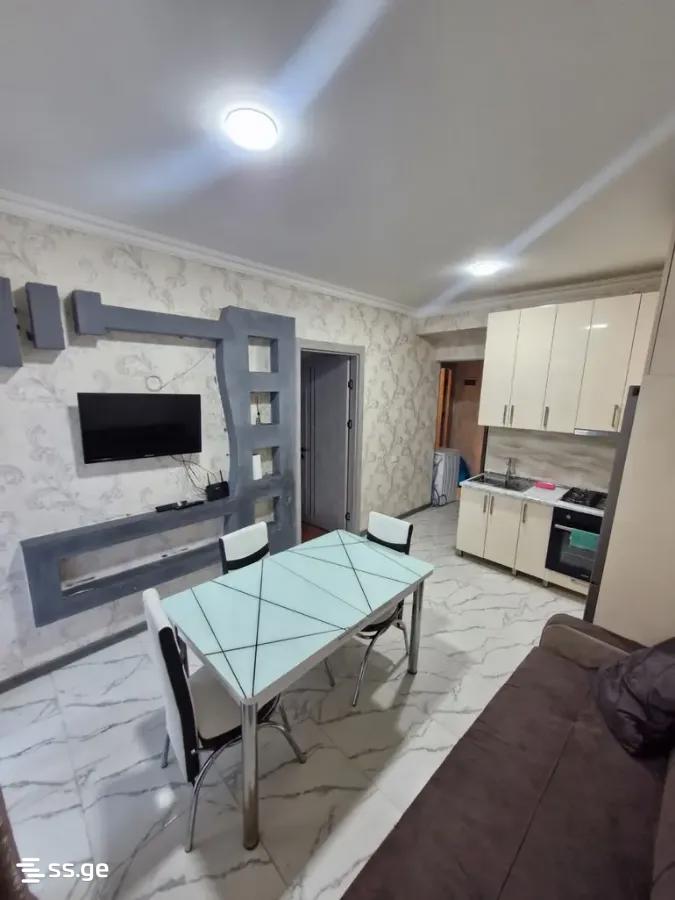 Nadareishvili st. 10 - 3 rooms