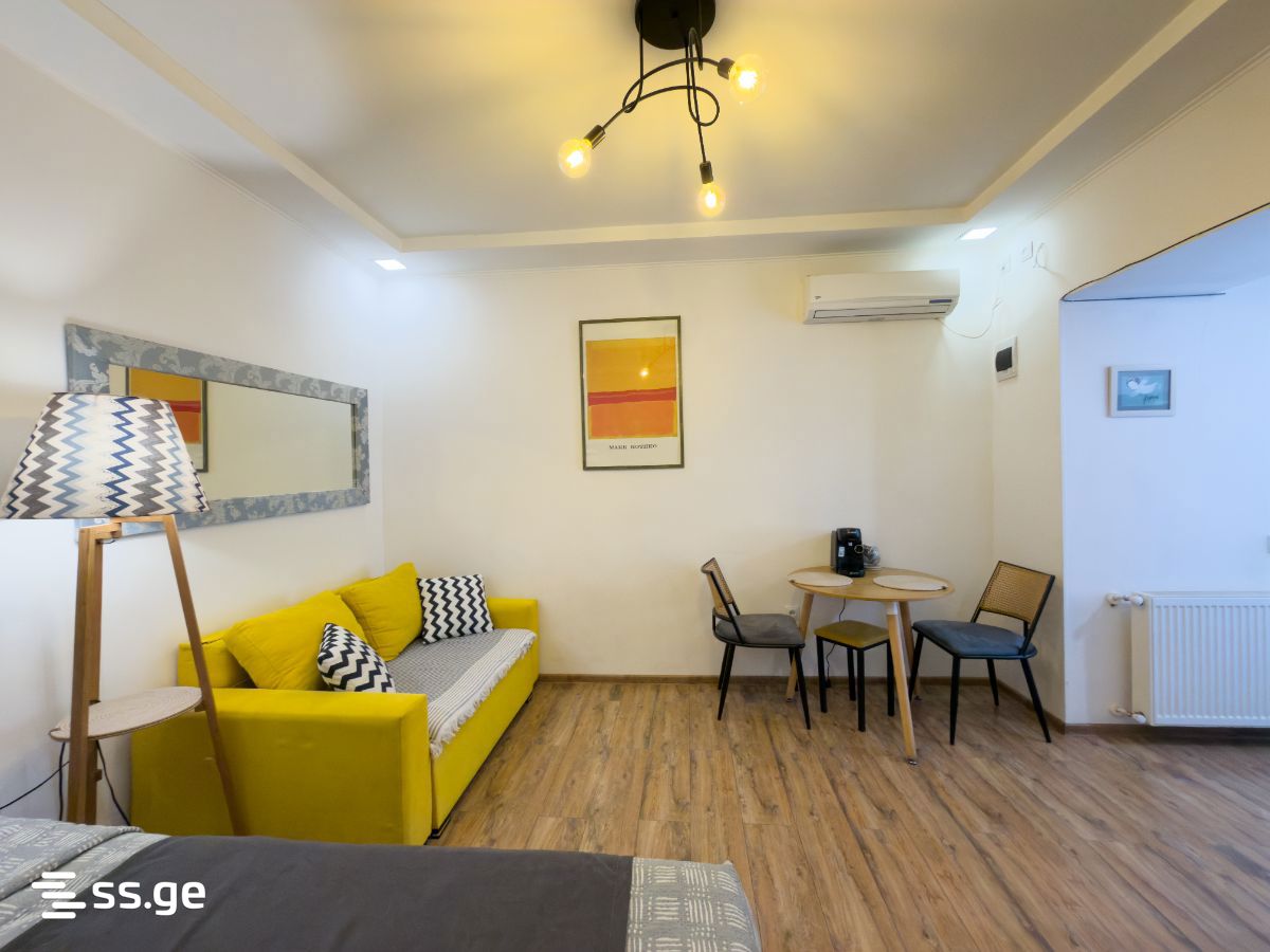 sulkhanishvili st. 13 - 1 rooms