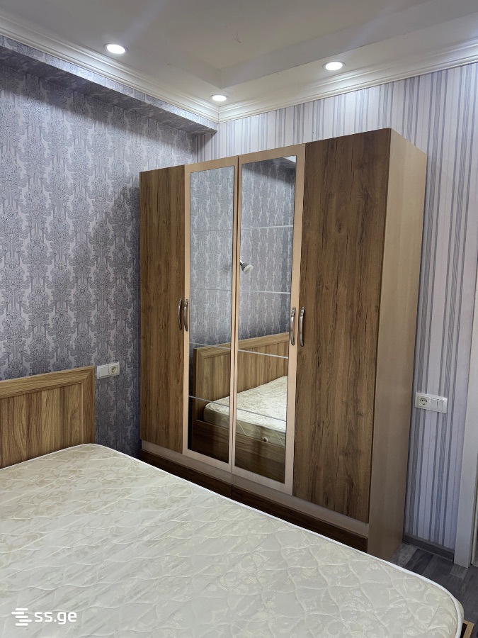 chkondideli st. 73 - 2 rooms