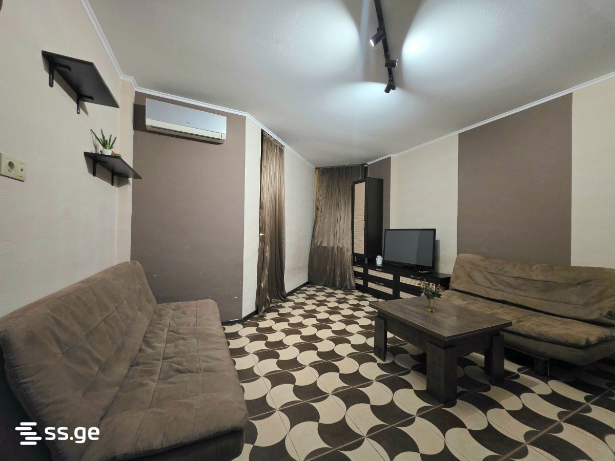 4 - 1 rooms