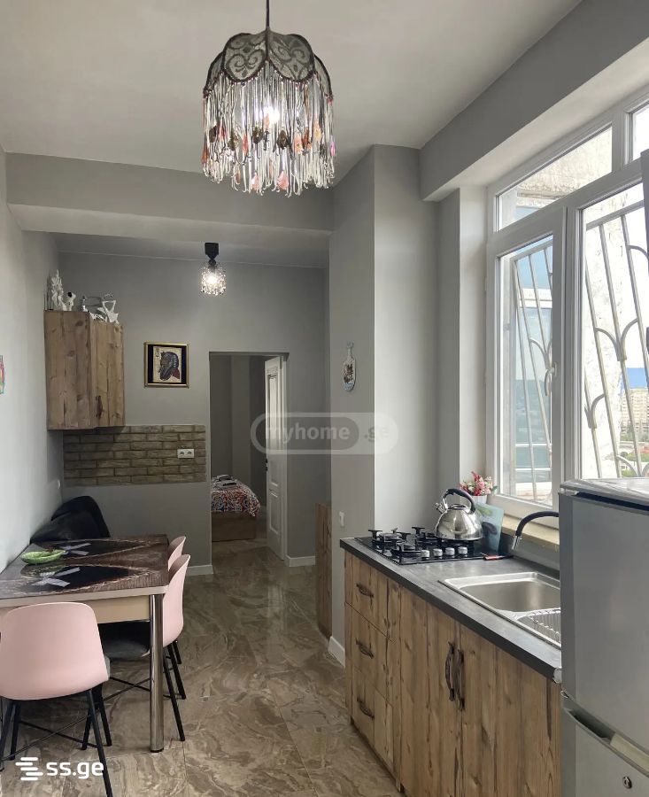 bakradze st. 6 - 2 rooms