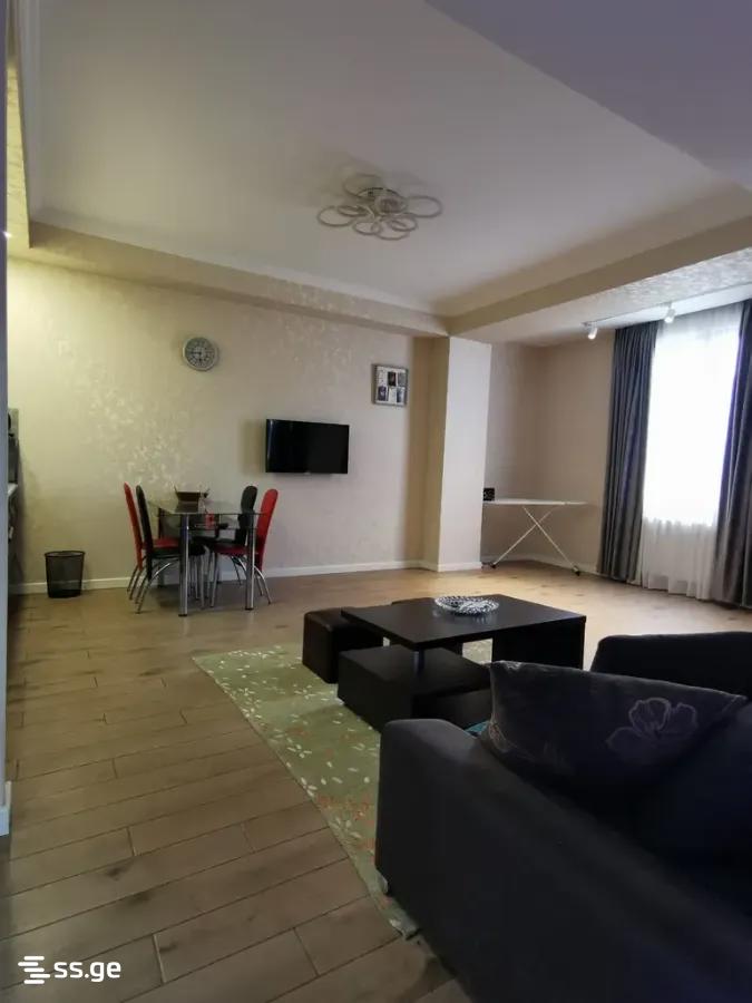 Vepkhistkaosnis st. - 3 rooms