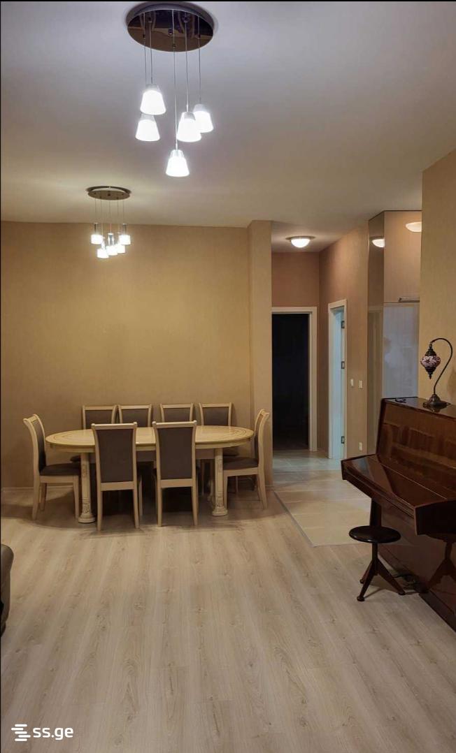 Bob walsh st. - 2 rooms