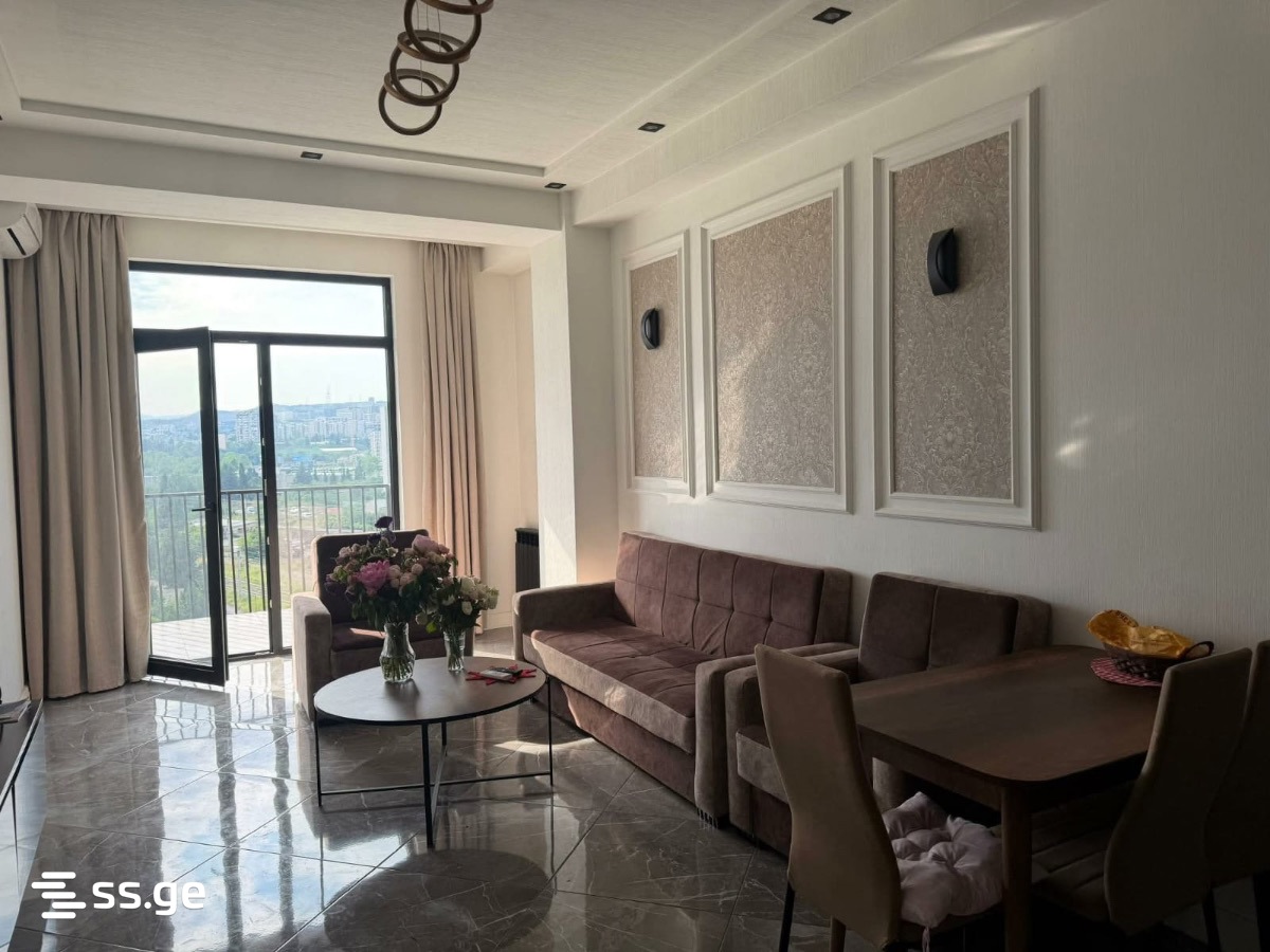 gr. lordkipanidze st. 1 - 3 rooms