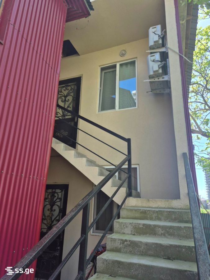 10 - 2 rooms