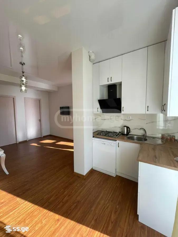 Beri Gabriel Salosi Ave. - 3 rooms