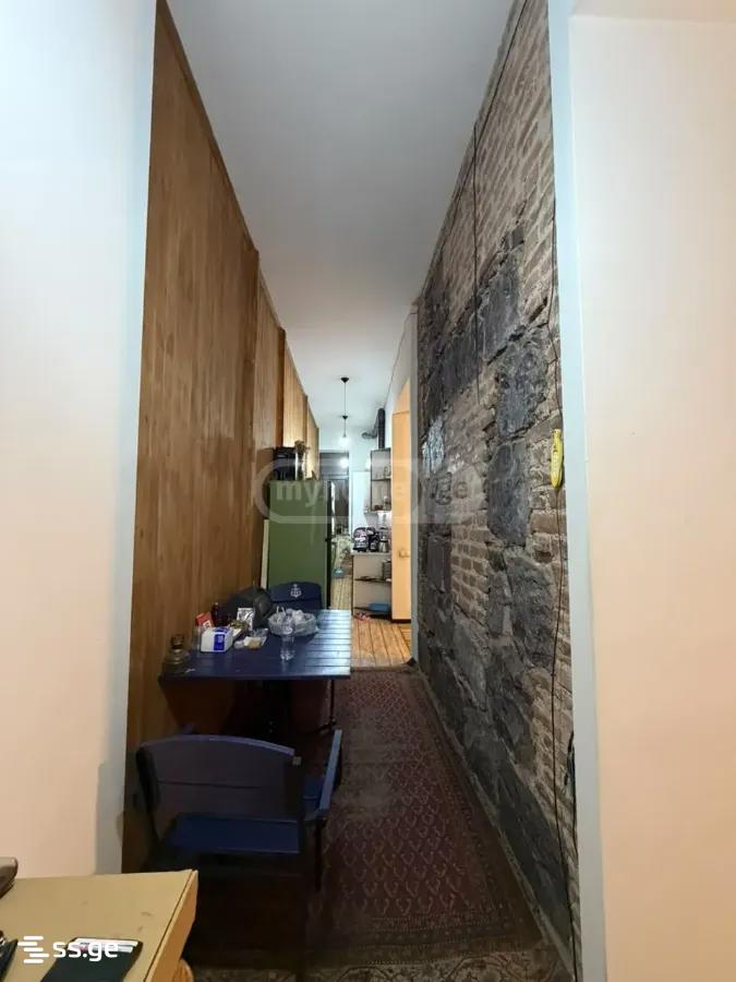 ninoshvili st. 1-15 - 5 rooms