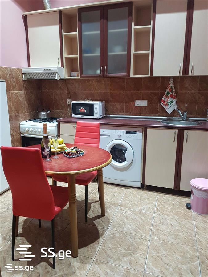 Gr. Robakidze Ave 7 - 3 rooms