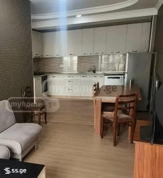 gazapkhuli st. 23 - 4 rooms