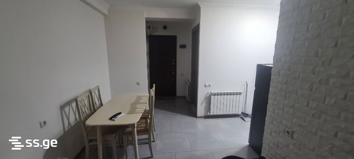 Vepkhistkaosnis st. 39 - 2 rooms