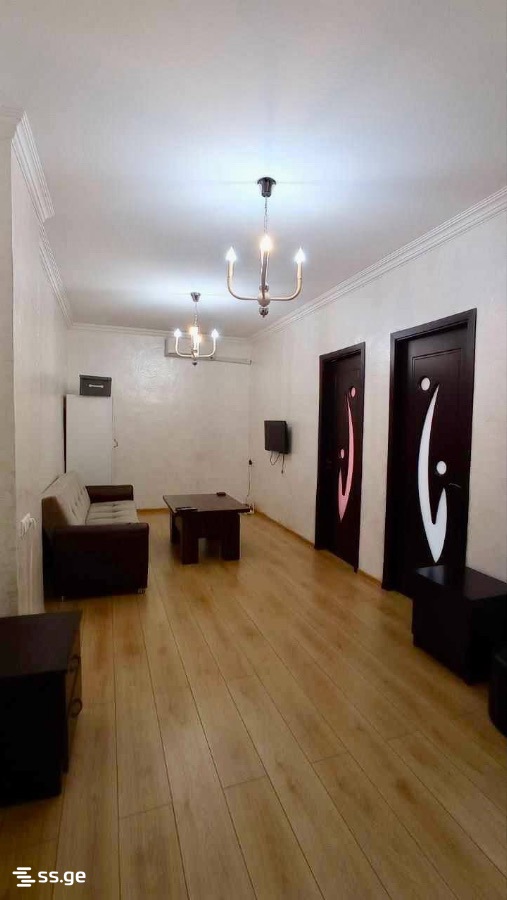 99 - 4 rooms