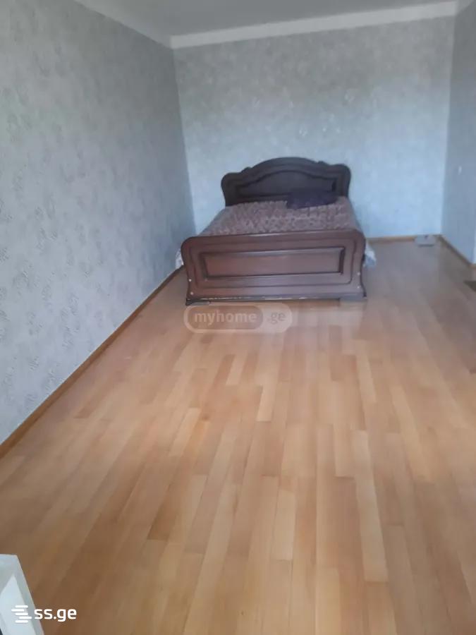 trialeti st. - 1 rooms