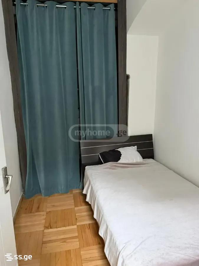 rustaveli st. 38 - 3 rooms