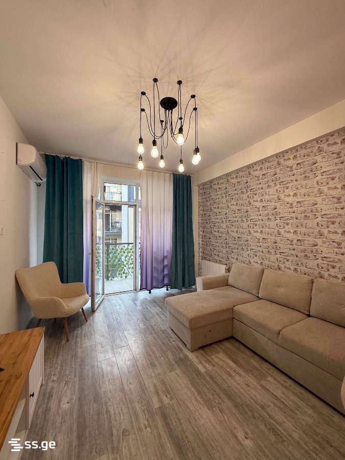 Avto Varazi st. 105 - 3 rooms