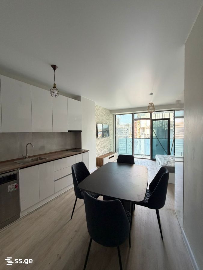 Lech and Maria Kaczynski street 1 - 1 rooms