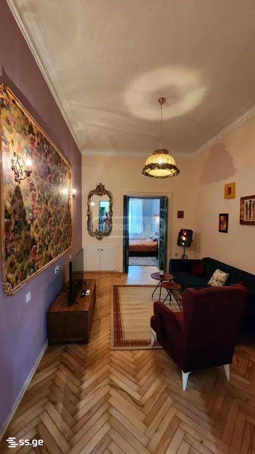 chitaia st. 13 - 2 rooms