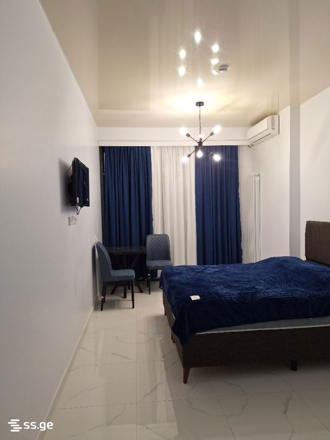 32 - 1 rooms