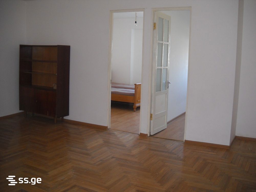 11 - 3 rooms