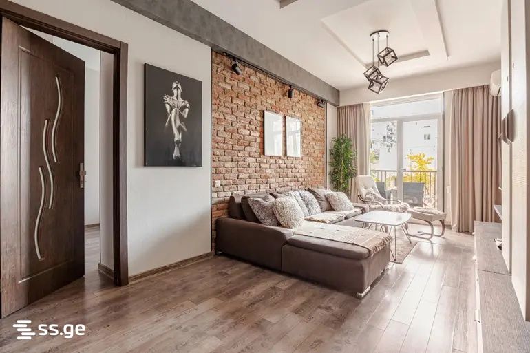 sairme st. 35 - 3 rooms