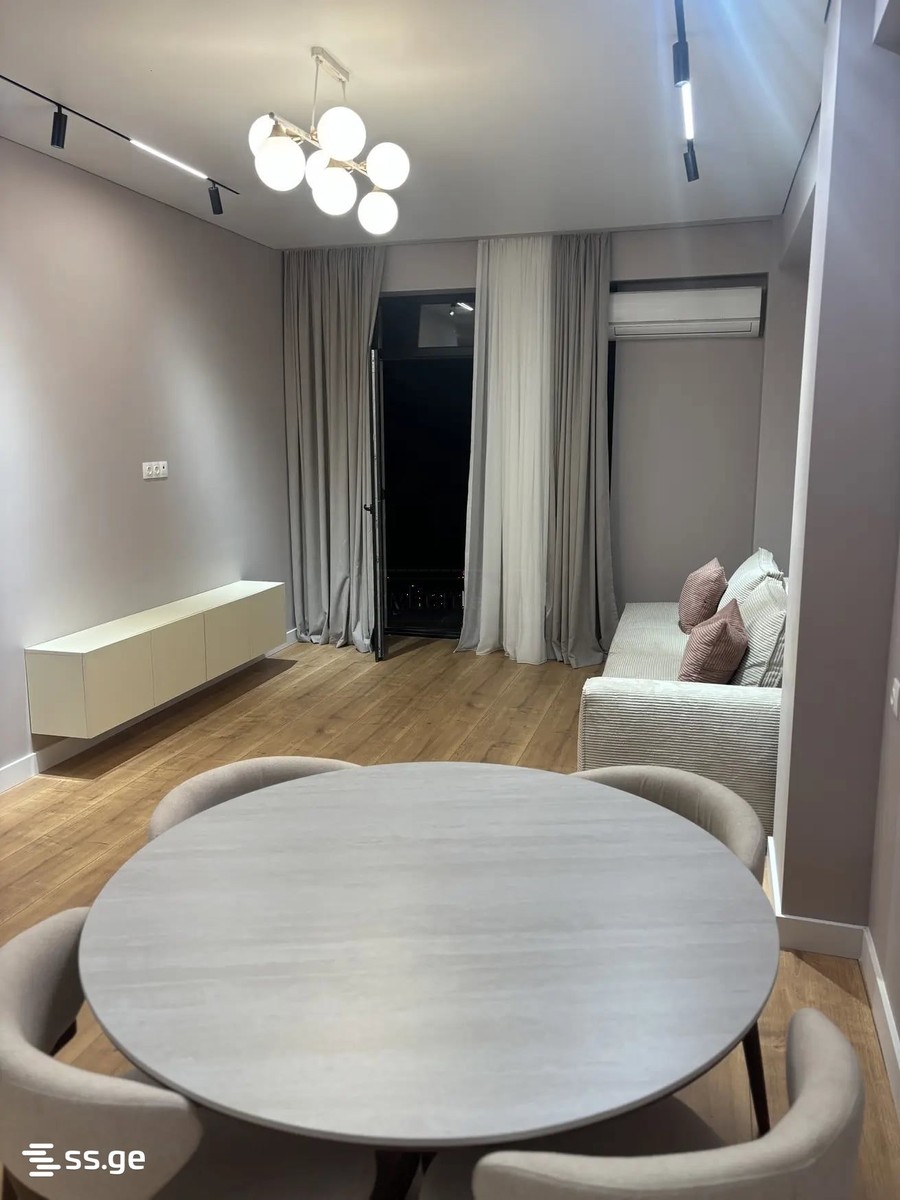 Lisi lake - 2 rooms