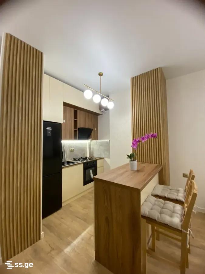 Bob walsh st. - 2 rooms