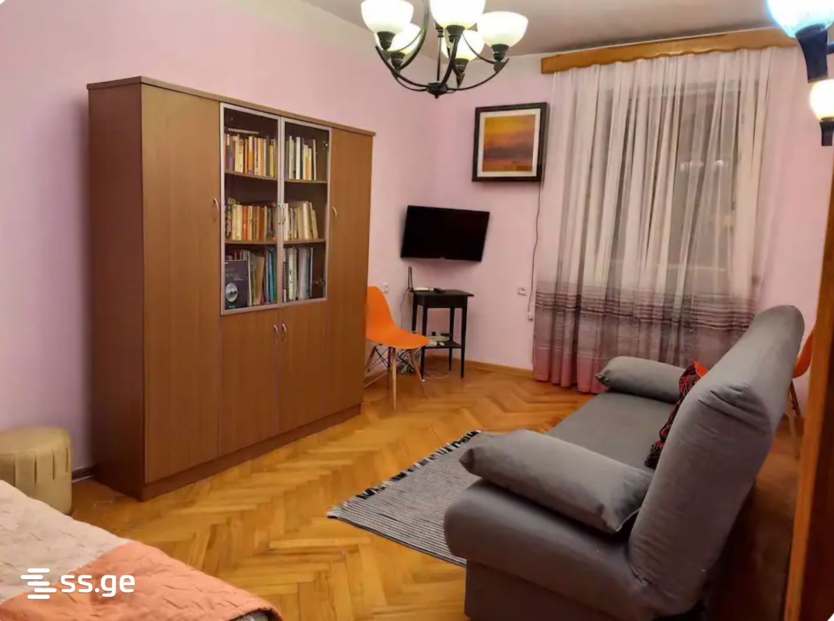 73 - 1 rooms