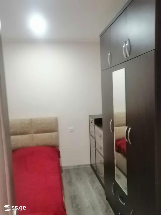 makashvili st. 32 - 3 rooms