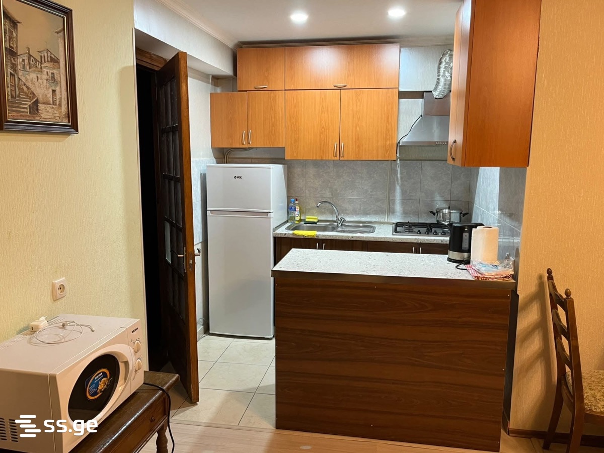 vaja-pshavela avenue 27 - 3 rooms