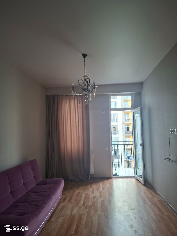 Mirian Mephe st. 37ბ - 4 rooms