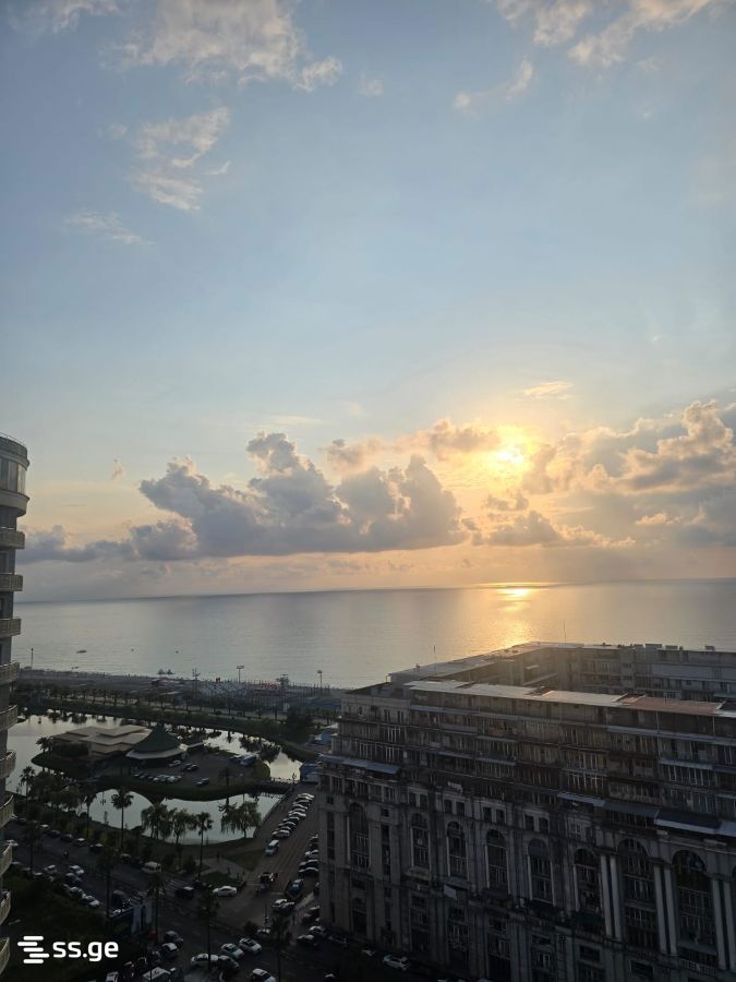 Z. Gorgiladze Street 96 - 3 rooms