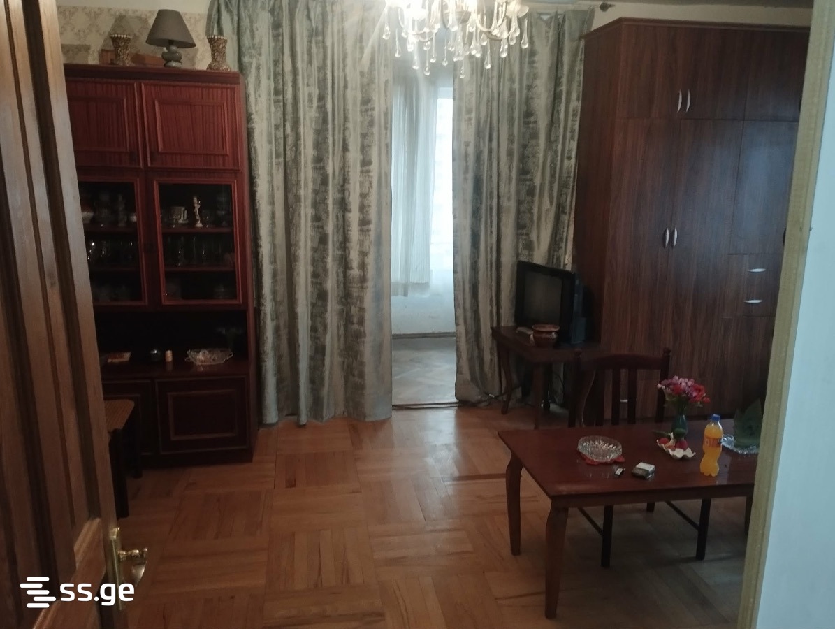 noneshvili st. 11 - 2 rooms