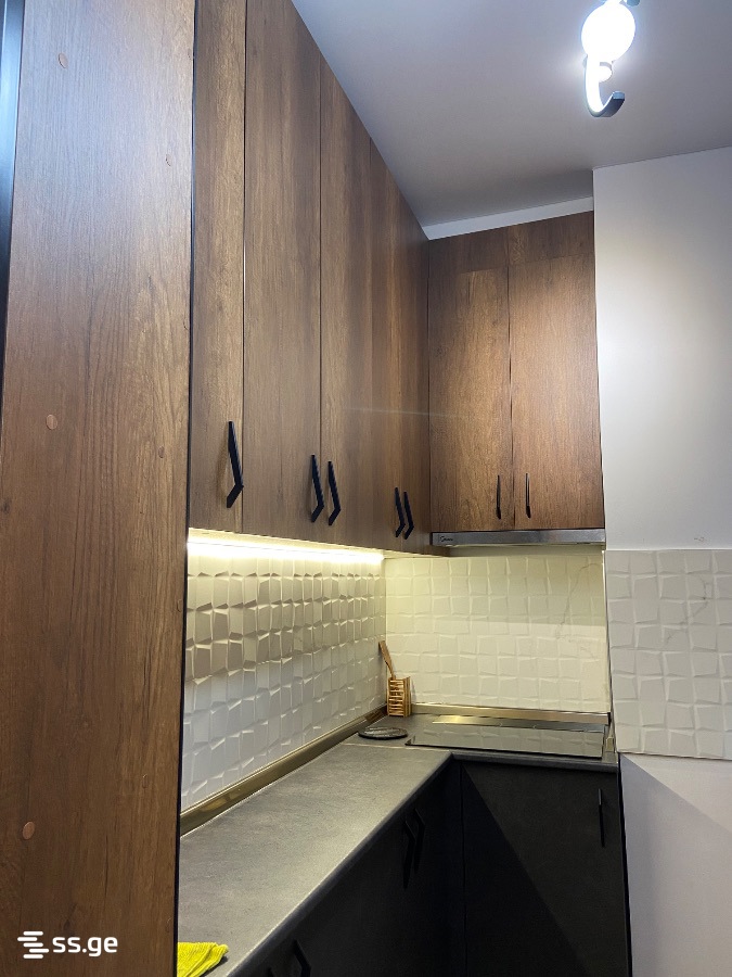 Khataeti st. 40 - 6 rooms
