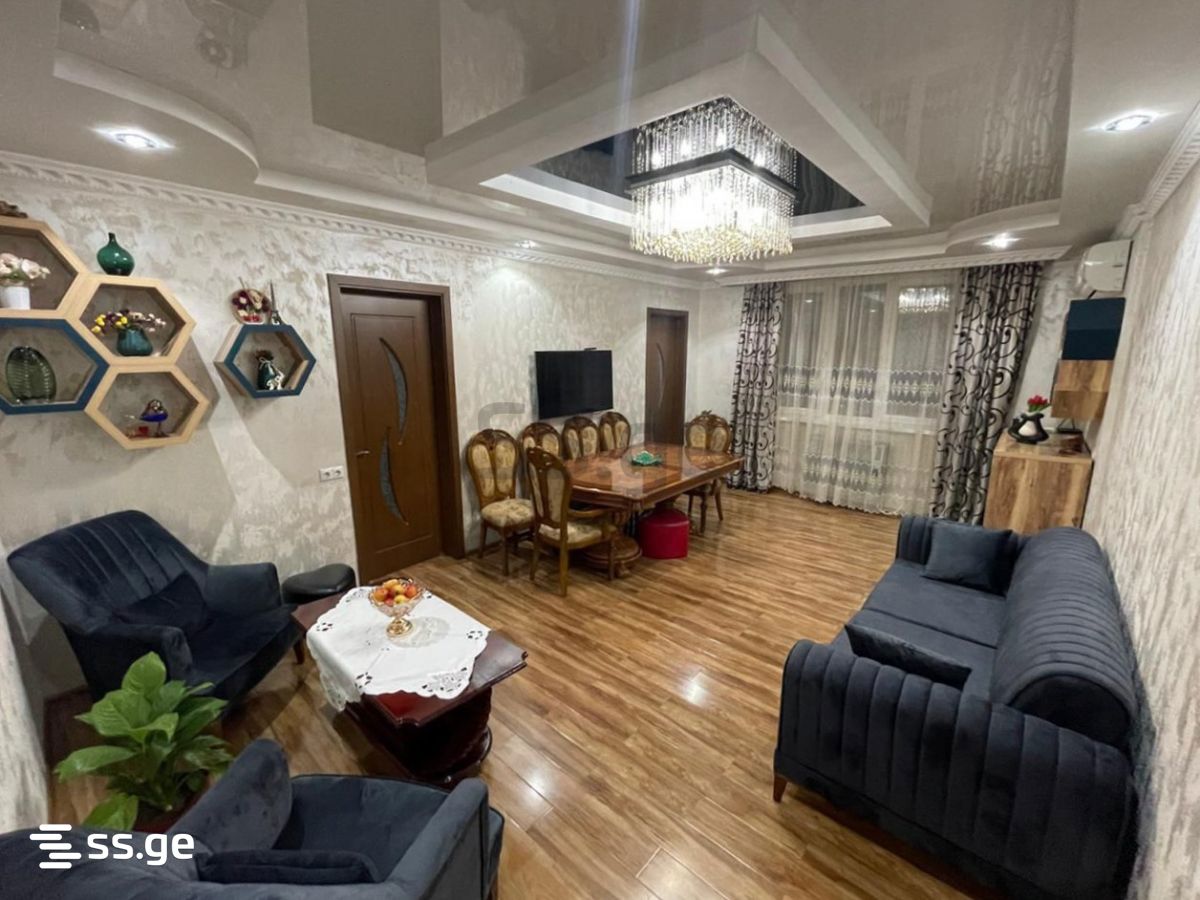 M. Lermontov Street 46 - 4 rooms